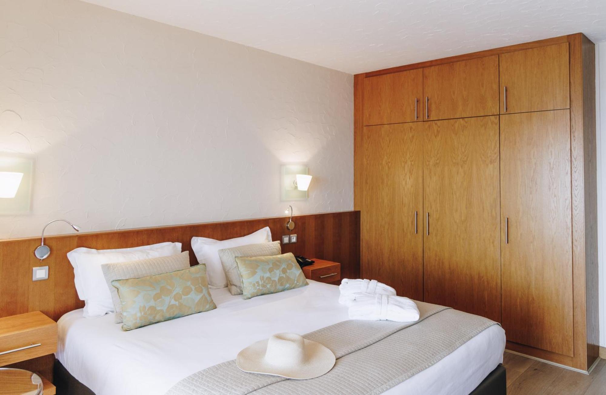 Hotel Alivi Ville-di-Pietrabugno Zewnętrze zdjęcie
