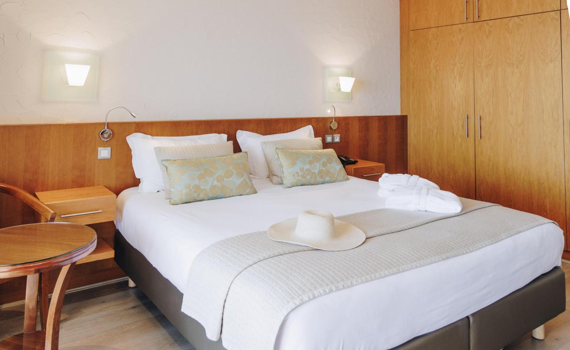 Hotel Alivi Ville-di-Pietrabugno Zewnętrze zdjęcie